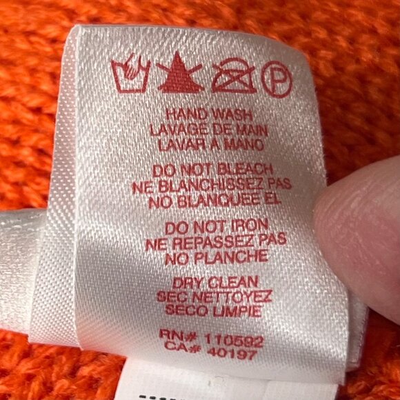 Philadelphia Flyers NHL Mitchell & Ness Acrylic Winter Pom Hat Beanie ADULT - Picture 3 of 10